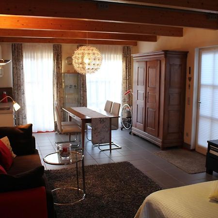 Bed and Breakfast Le Coq Nientiedt Росрат Экстерьер фото
